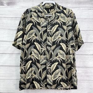 Axist 100% Silk Shirt Mens Size L Green Print Short Sleeve Hawaiian Button‎ Up